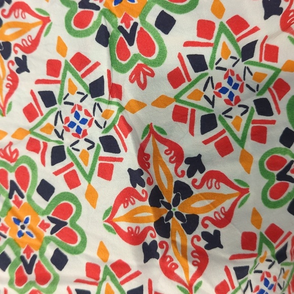 Light Summer Blouse - Picture 4 of 6